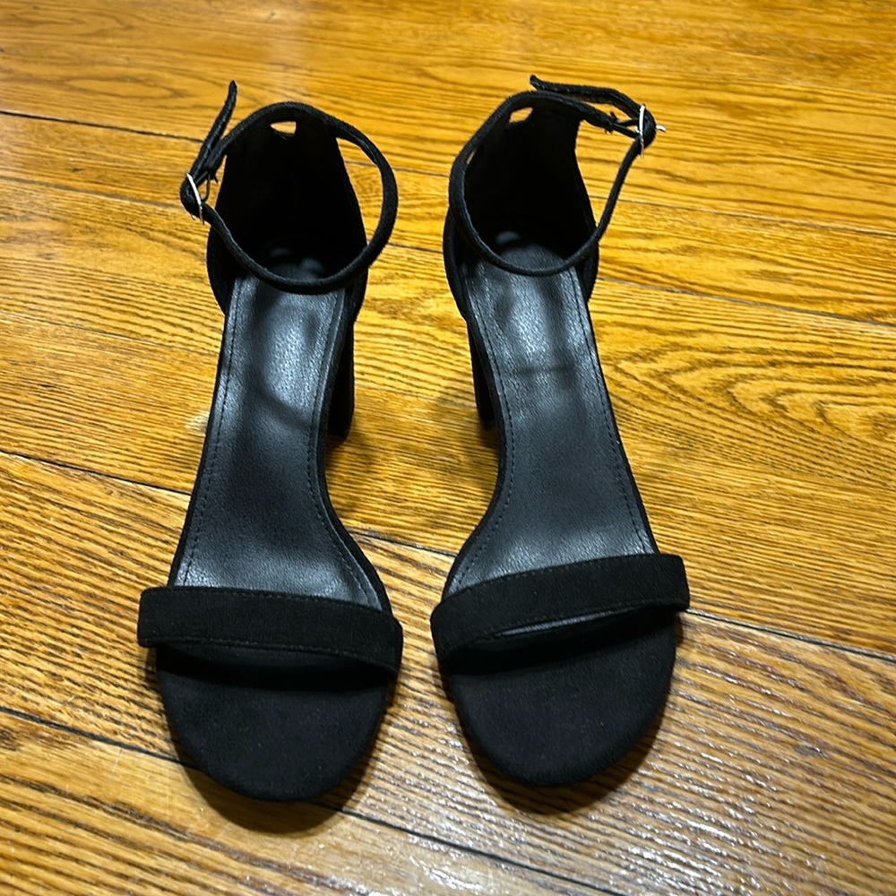 Black suede block heel open toe style ladies shoes. Ankle strap.Size 42 (US10).